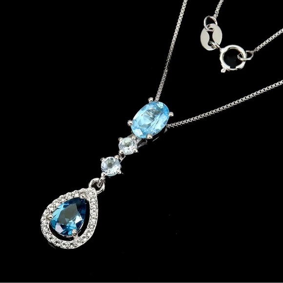 Stunning London blue topaz necklace - Picture 3 of 3